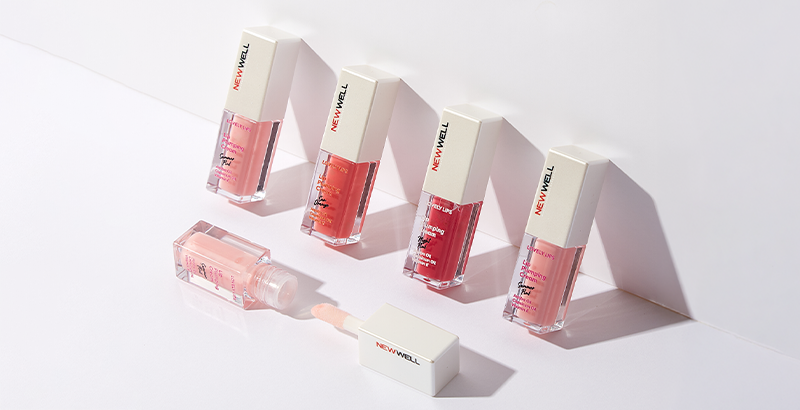 Dudak Dolgunlaştırıcı Krem mi, Lip Oil mi? Daha Dolgun ve Işıltılı Dudaklar İçin Doğru Seçim
