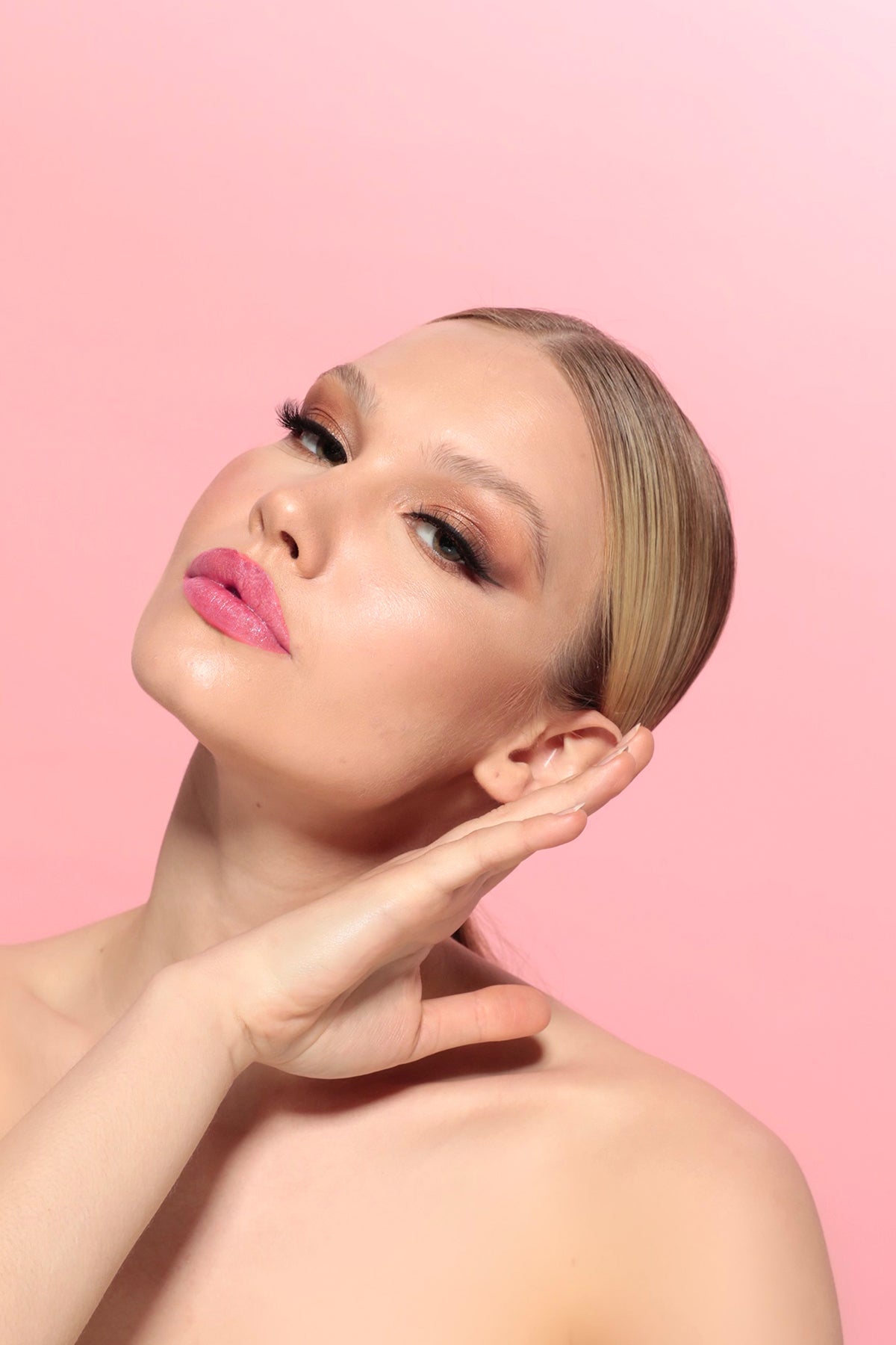 Permanent Matte Lipstick 01Ruby Pink Uzun Süre Kalıcı